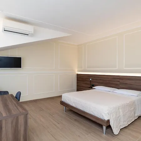 Scaligero Konukevi 4*