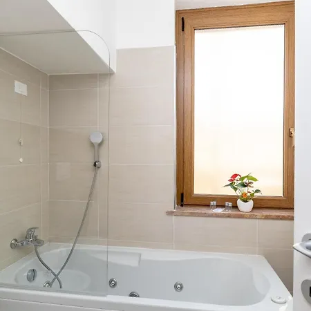 بيت ضيافة Scaligero 4*